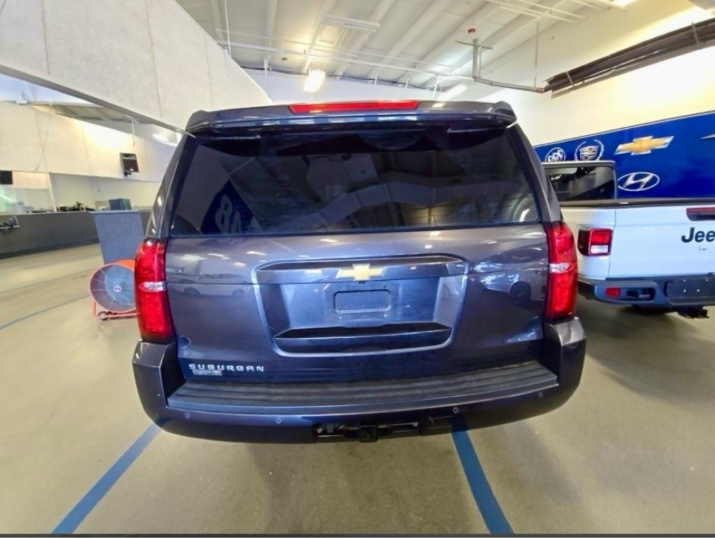 Chevrolet Suburban 1500 LT 2018