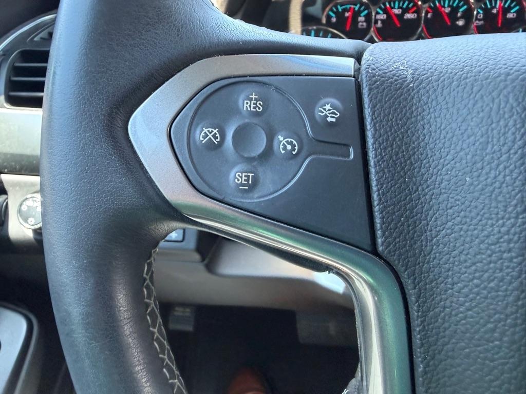 Chevrolet Suburban 1500 LT 2018
