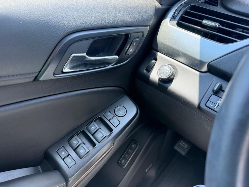 Chevrolet Suburban 1500 LT 2018