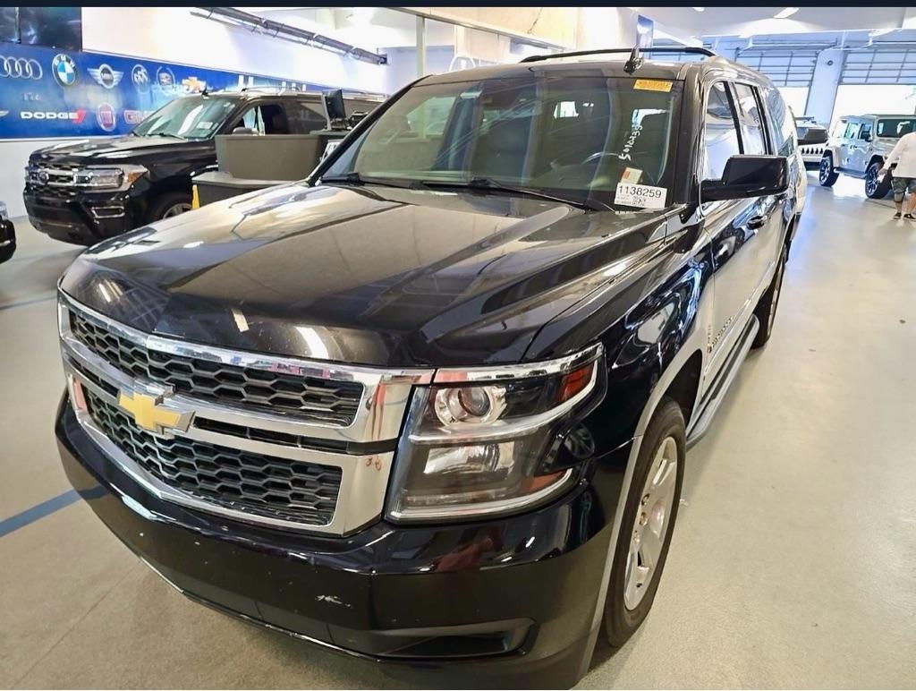 Chevrolet Suburban  2018