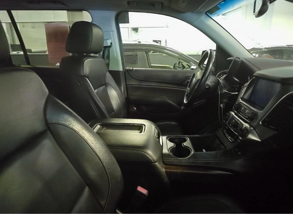 Chevrolet Suburban  2018