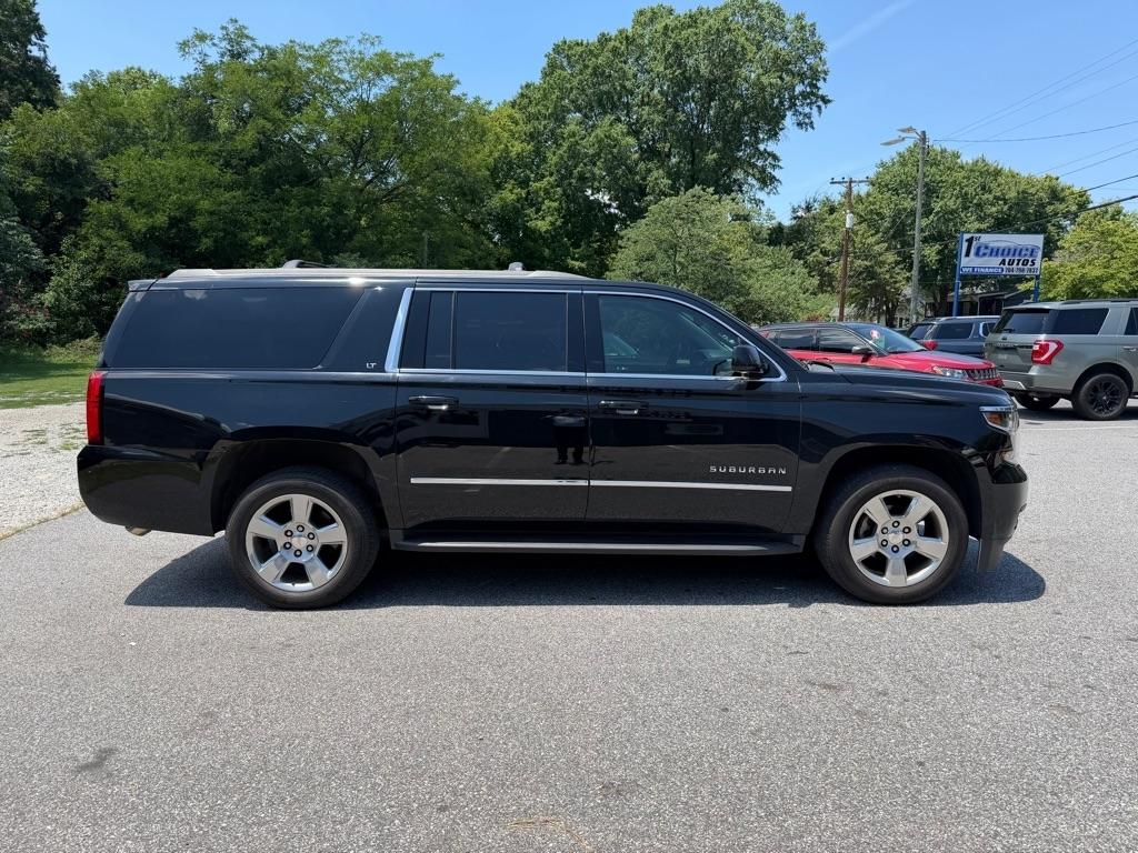 Chevrolet Suburban  2018
