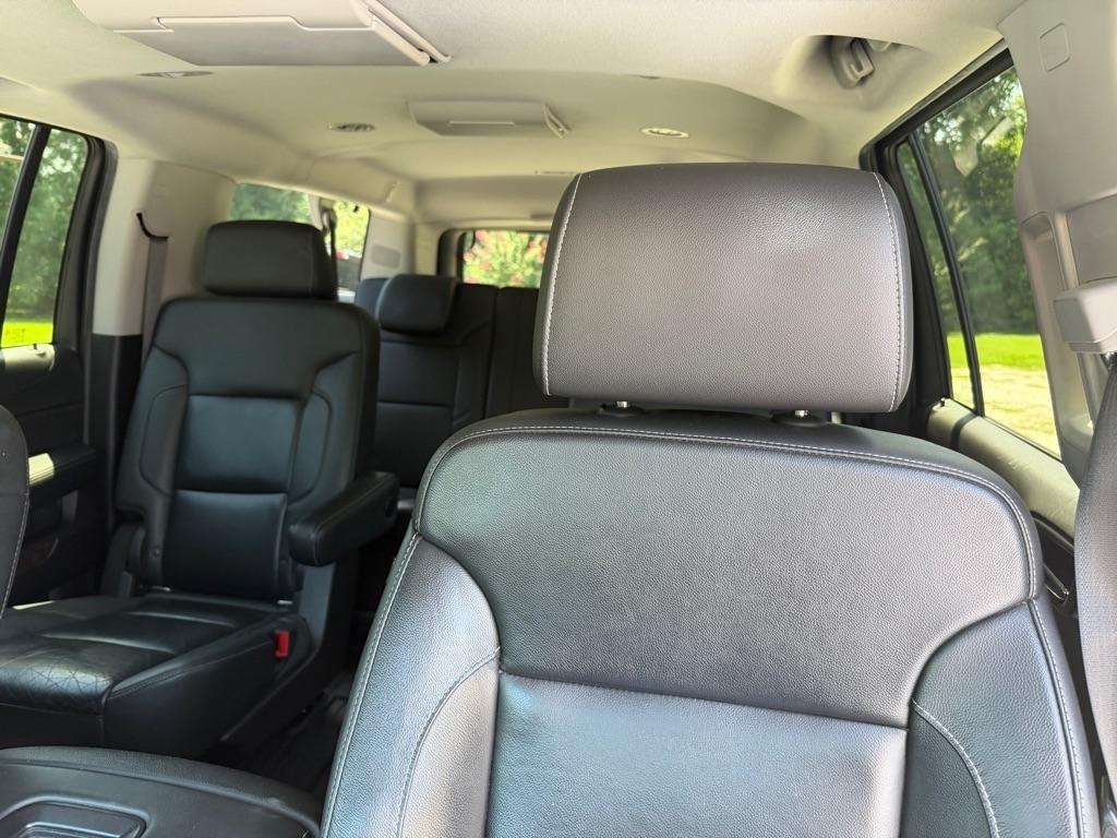 Chevrolet Suburban  2018