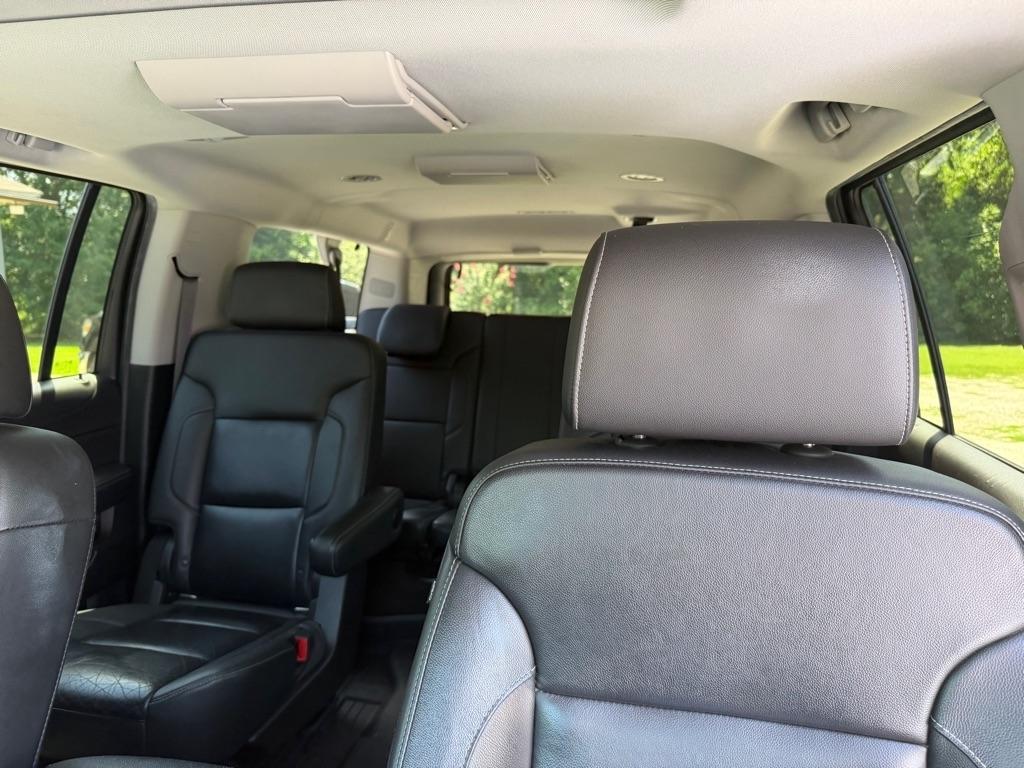 Chevrolet Suburban  2018