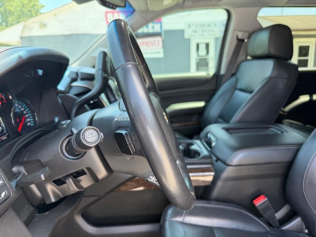 Chevrolet Suburban  2018