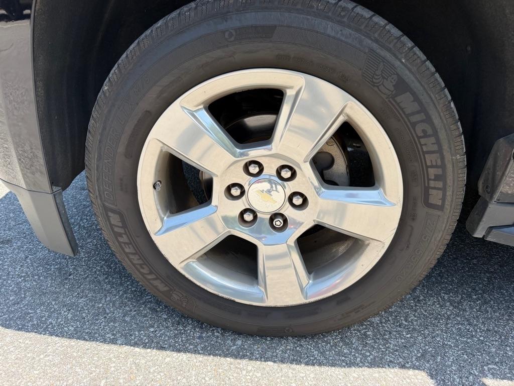 Chevrolet Suburban  2018