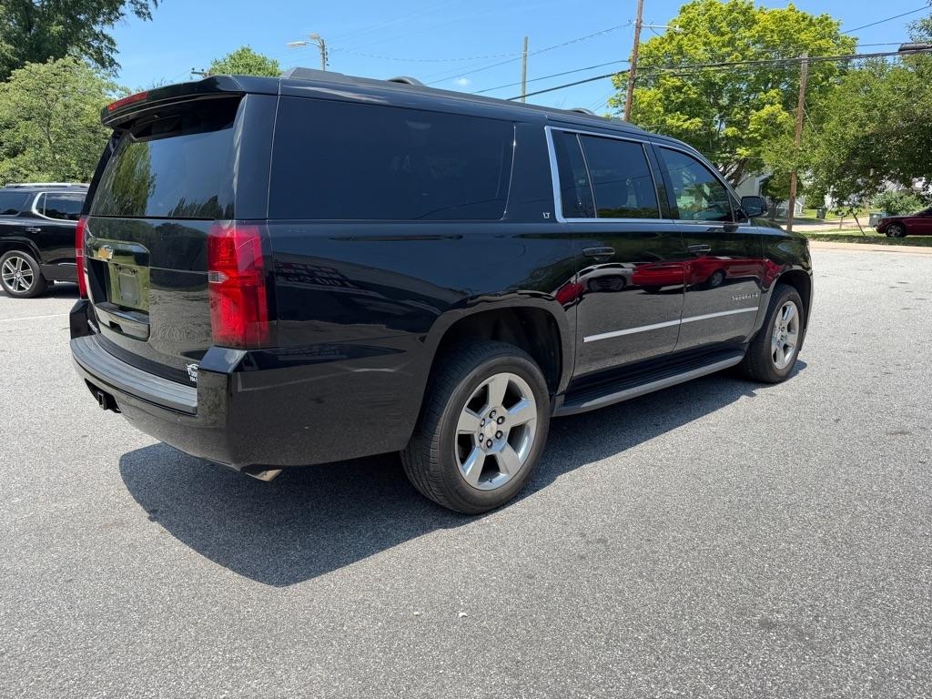 Chevrolet Suburban  2018