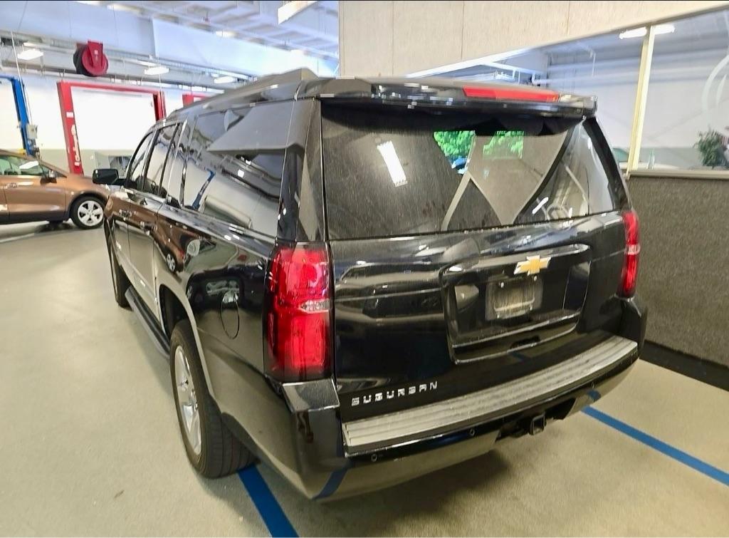 Chevrolet Suburban  2018