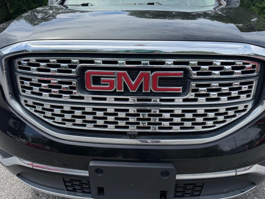GMC Acadia Denali 2017