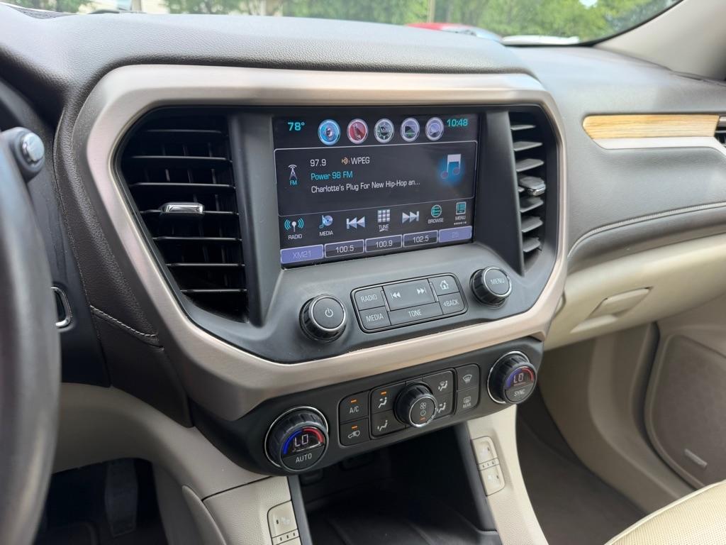 GMC Acadia Denali 2017