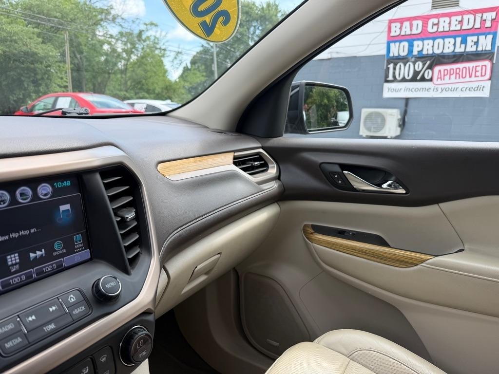 GMC Acadia Denali 2017