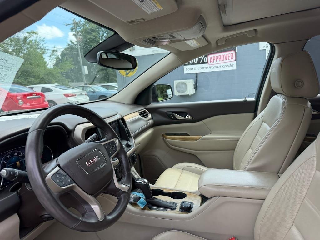 GMC Acadia Denali 2017