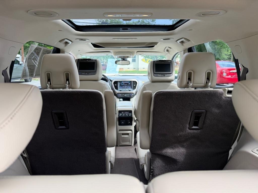 GMC Acadia  2017