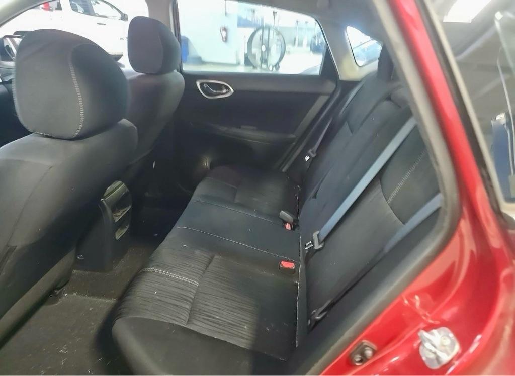 Nissan Sentra  2016