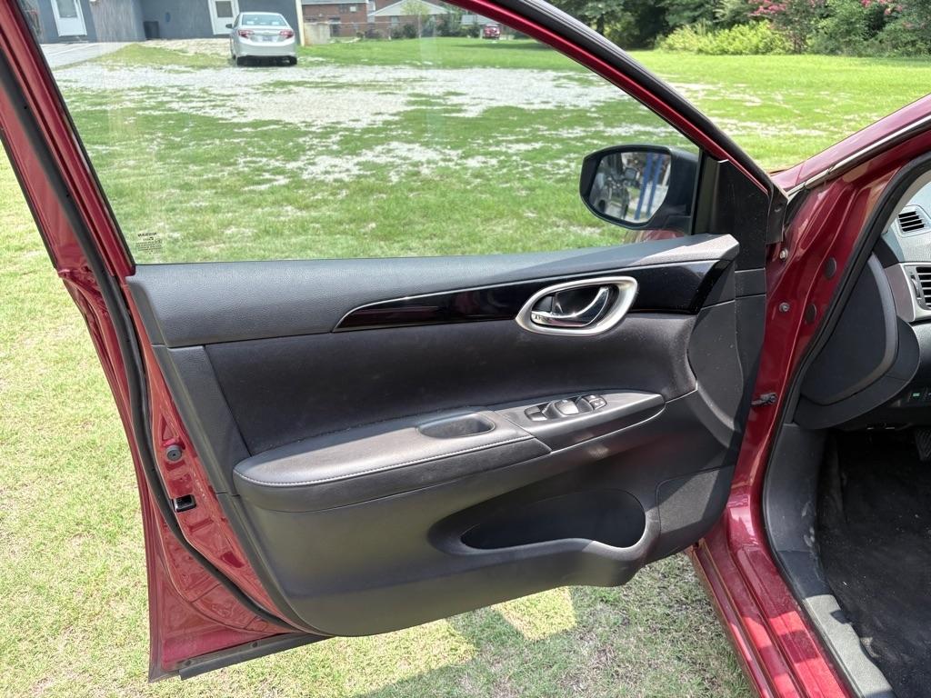 Nissan Sentra  2016