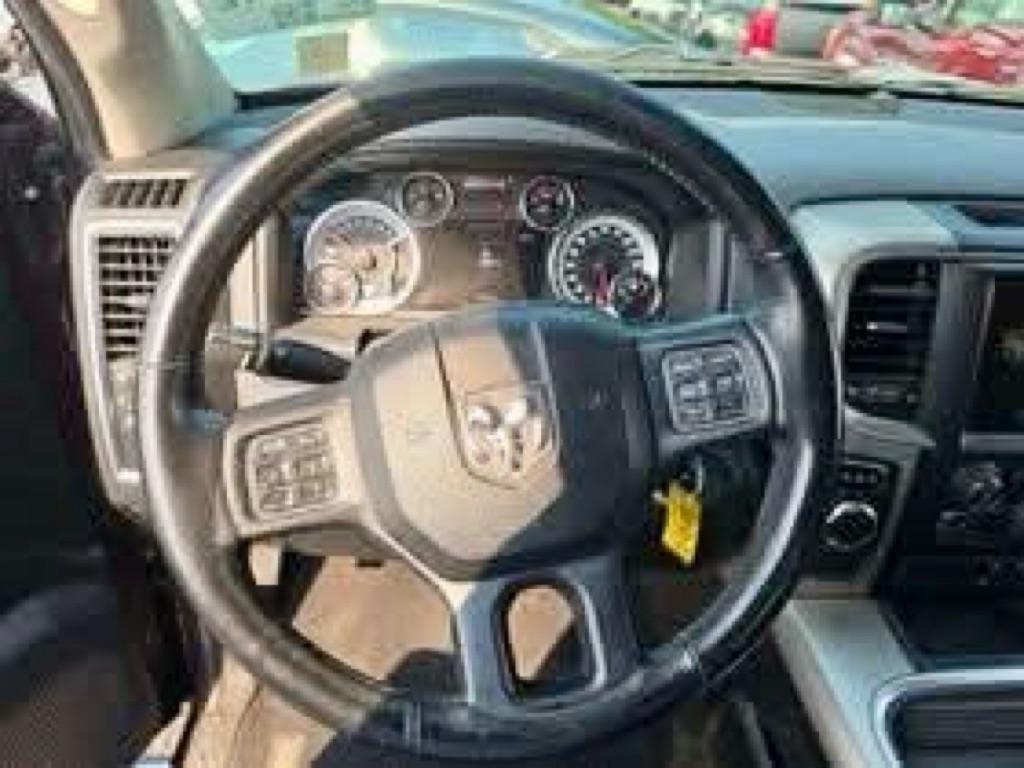RAM 1500 SLT 2016