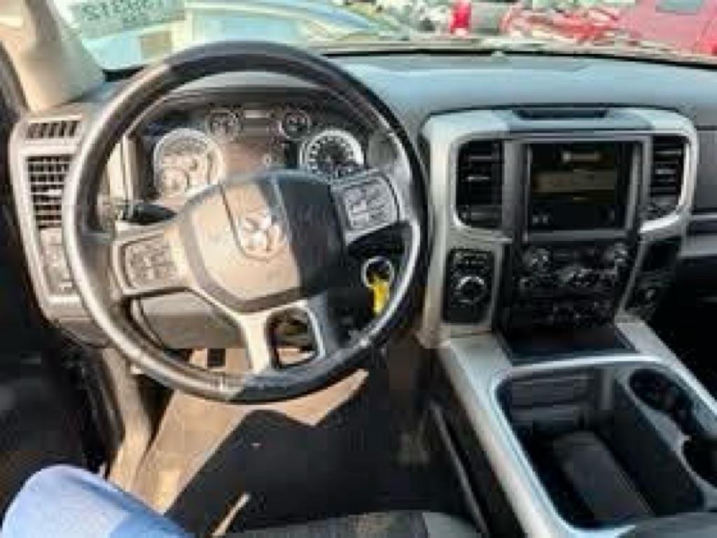 RAM 1500 SLT 2016