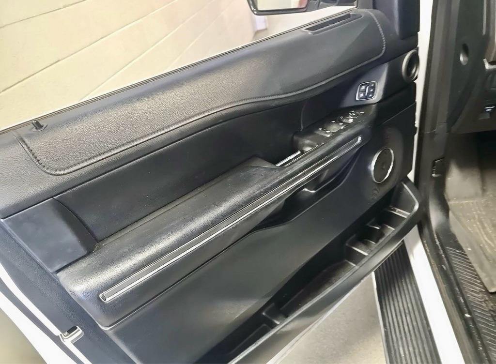 Ford Expedition  2020