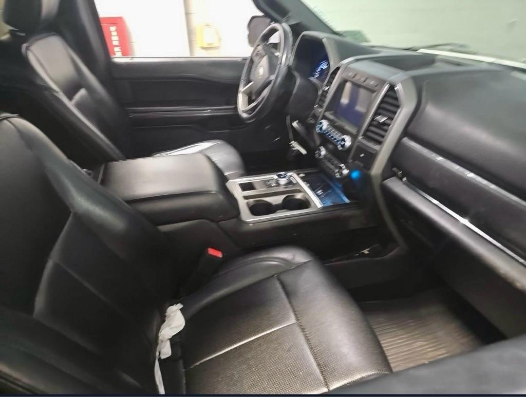 Ford Expedition  2020