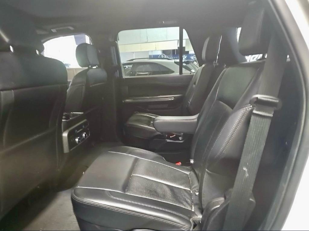 Ford Expedition  2020