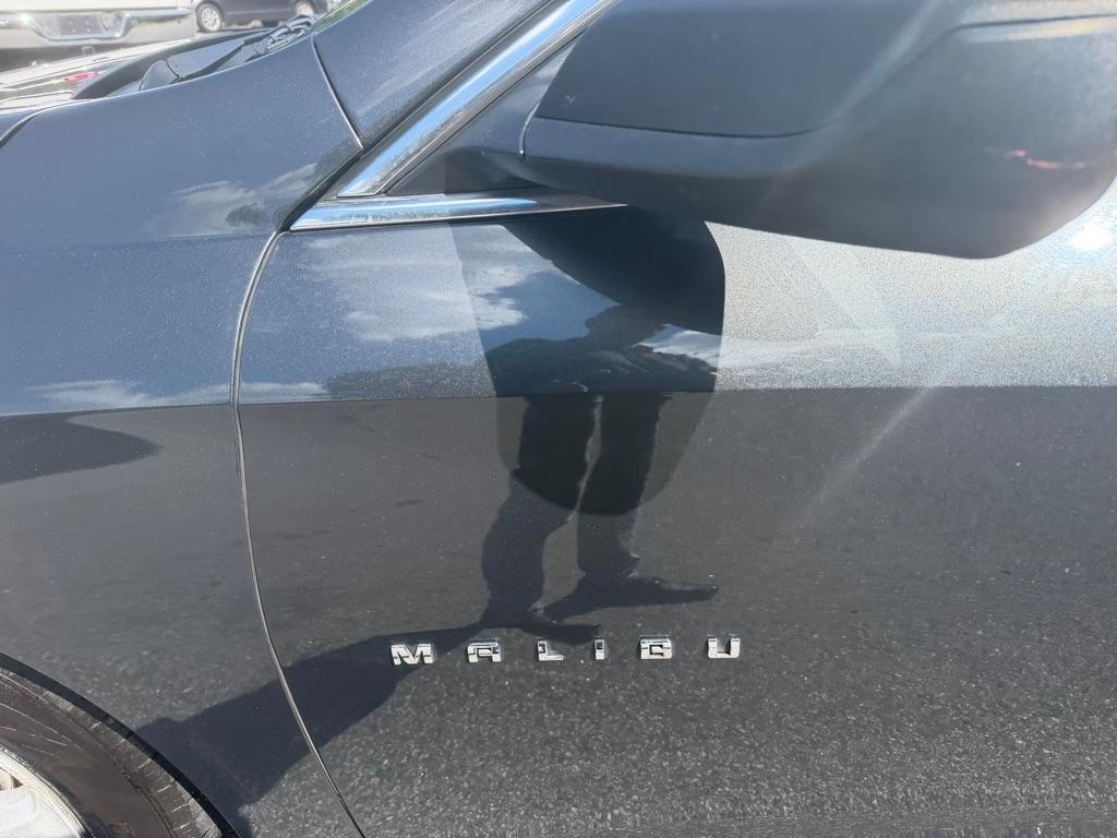 Chevrolet Malibu  2017