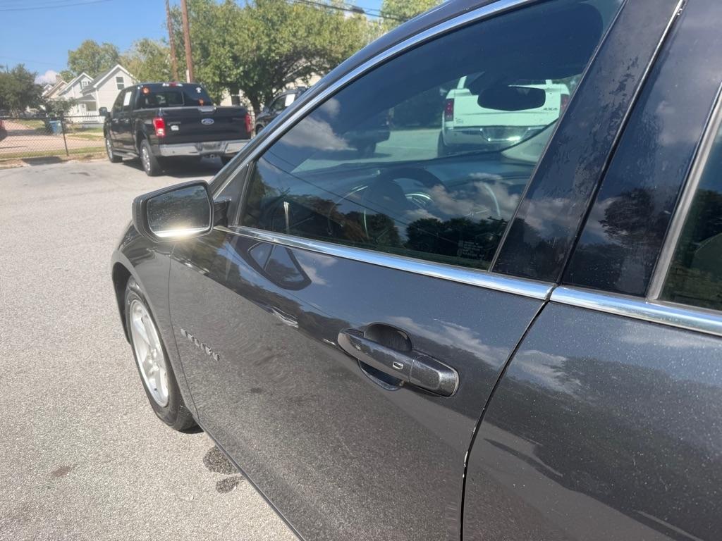 Chevrolet Malibu  2017