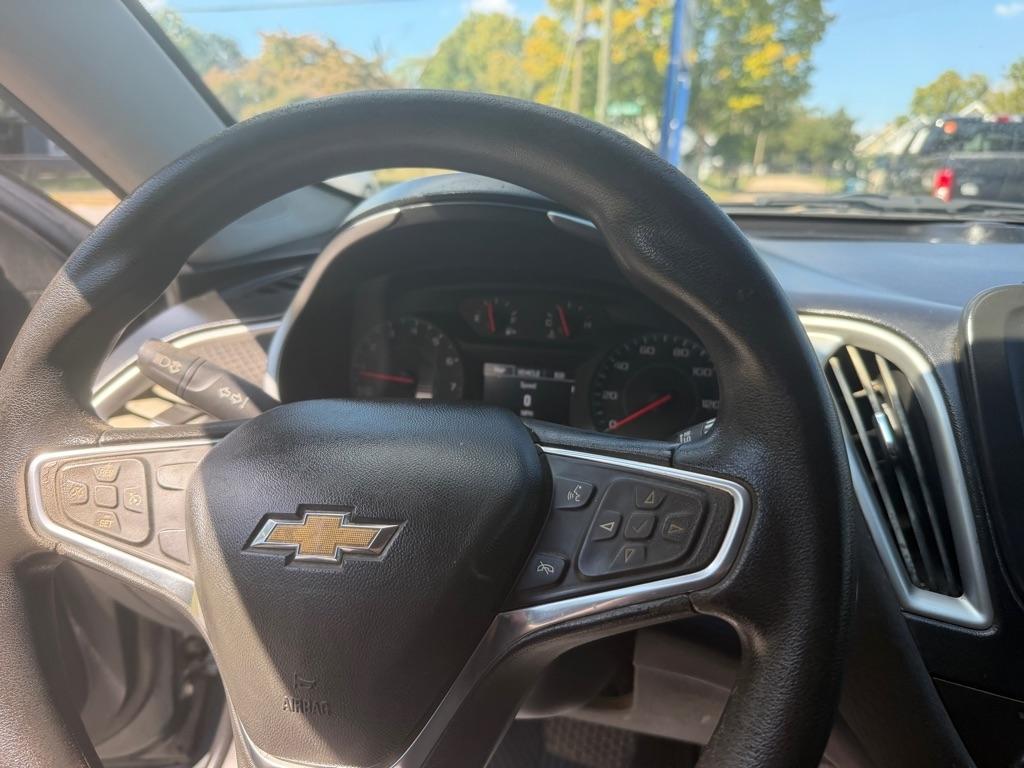 Chevrolet Malibu  2017