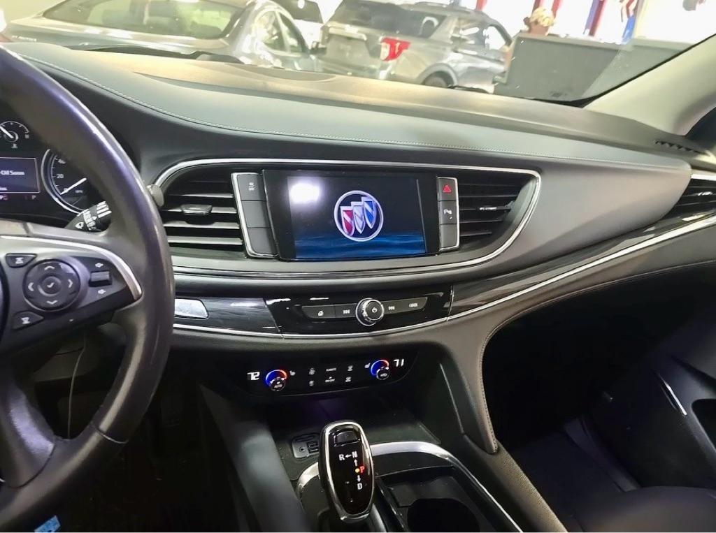 Buick Enclave Essence 2020