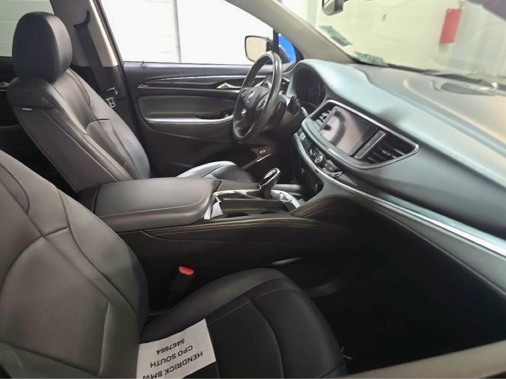 Buick Enclave Essence 2020