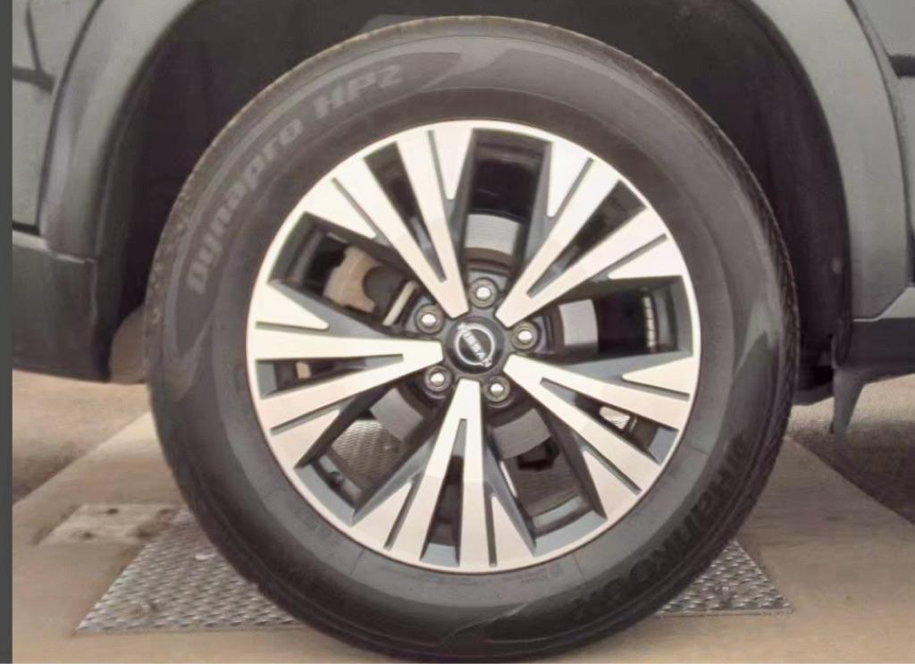 Nissan Rogue SV 2023