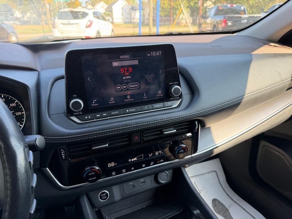 Nissan Rogue  2023