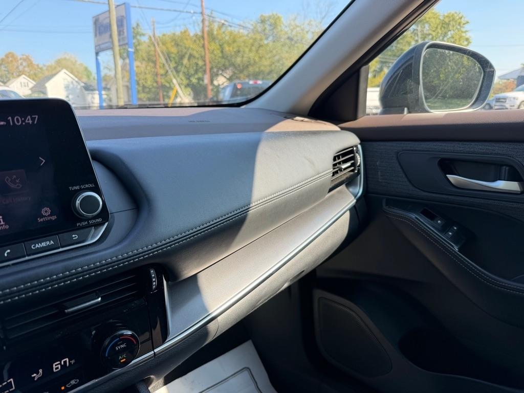 Nissan Rogue  2023