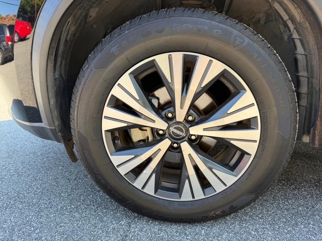 Nissan Rogue  2023