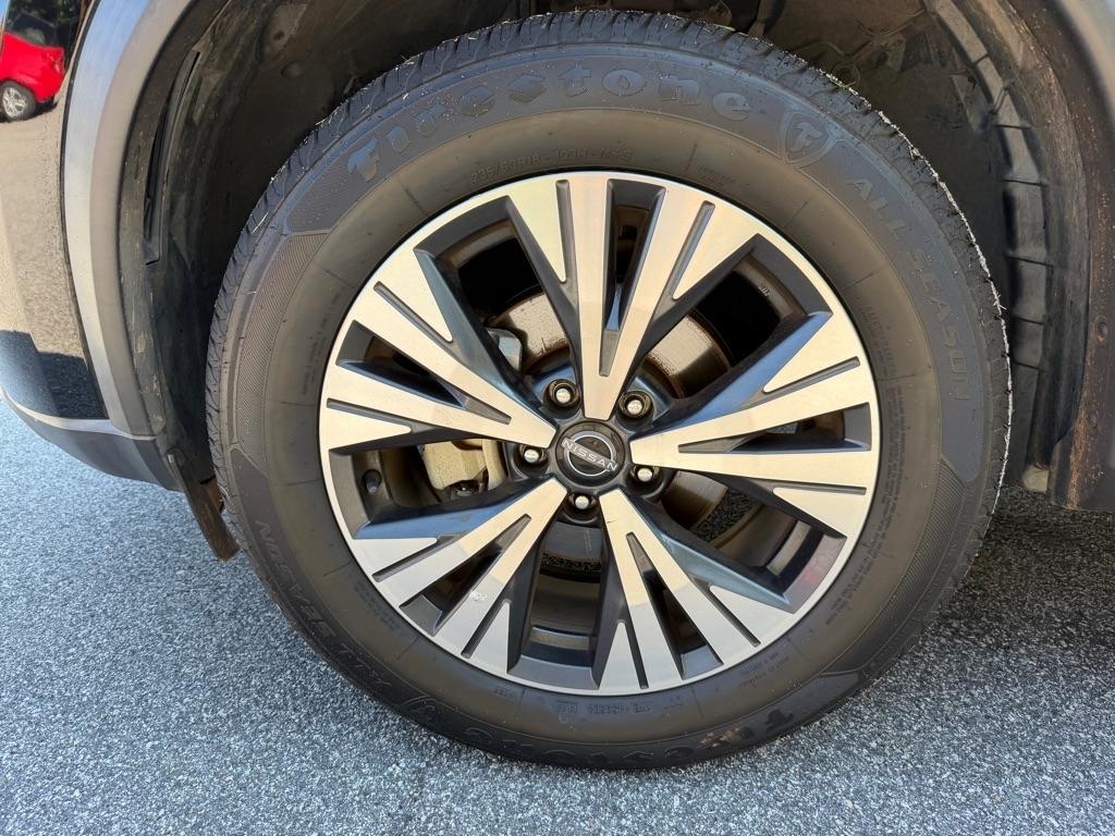 Nissan Rogue  2023