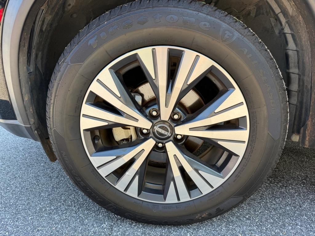 Nissan Rogue  2023