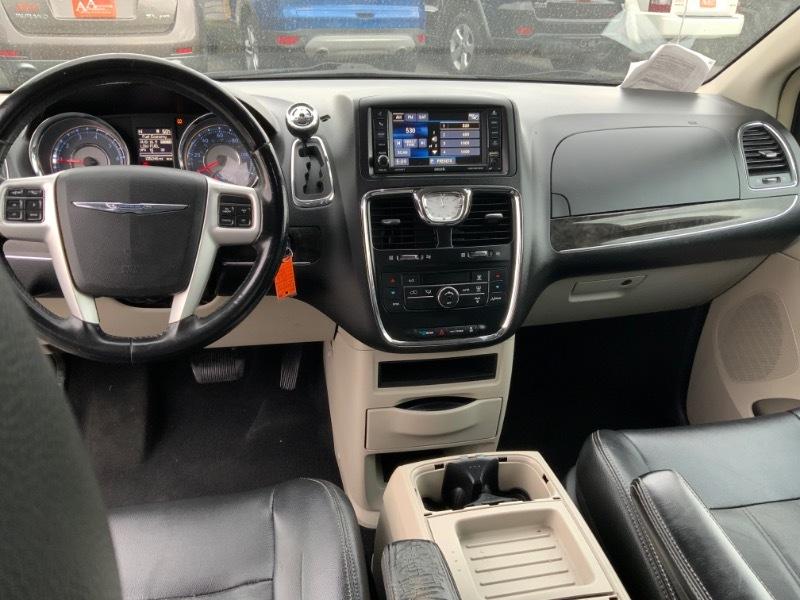 Chrysler Town & Country Touring 2014