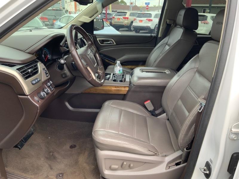 GMC Yukon Denali 4WD 2017