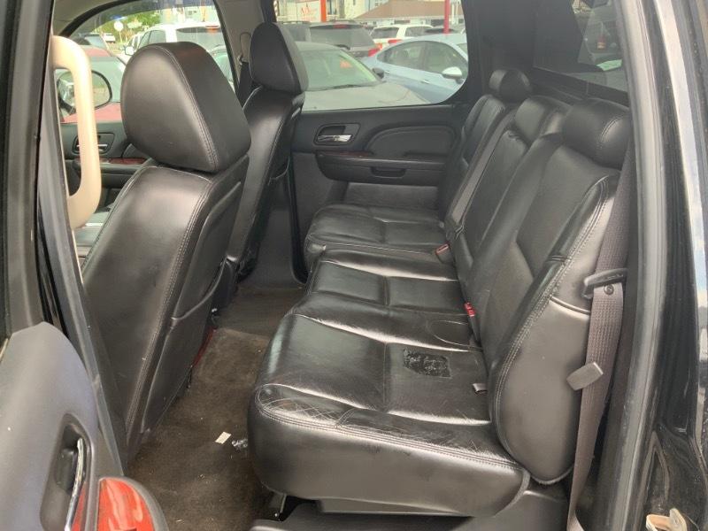 Cadillac Escalade 4WD 4dr Luxury 2008