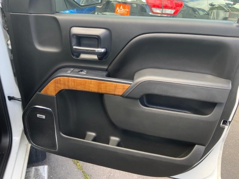 GMC Sierra 1500 Crew Cab Crew Cab 143.5" WB SLT 2014