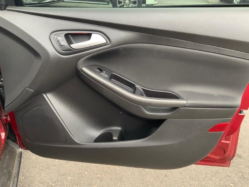 Ford Focus S 4D Sedan 2017