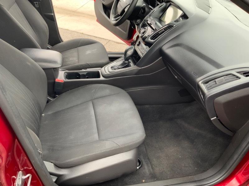 Ford Focus S 4D Sedan 2017