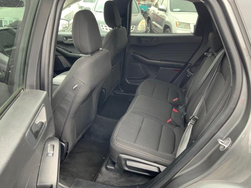 Ford Escape 4dr 103" WB 2.3L XLS 2024