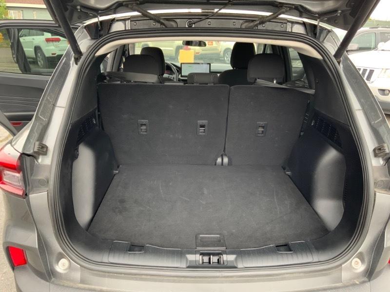 Ford Escape 4dr 103" WB 2.3L XLS 2024