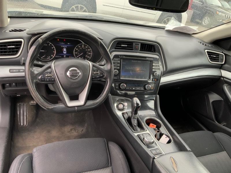 Nissan Maxima SE 4D Sedan 2017