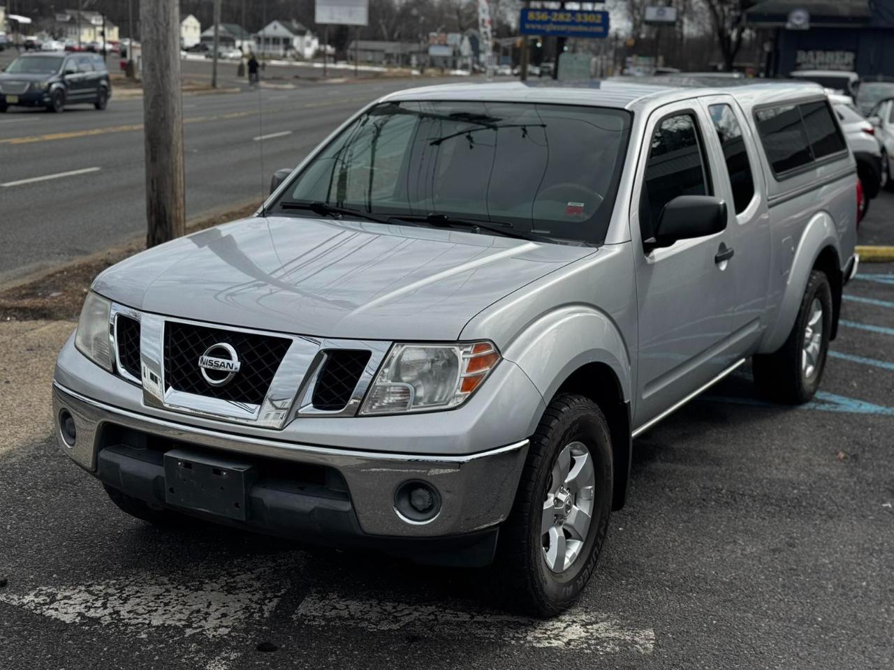 Nissan Frontier SE-V6 2010