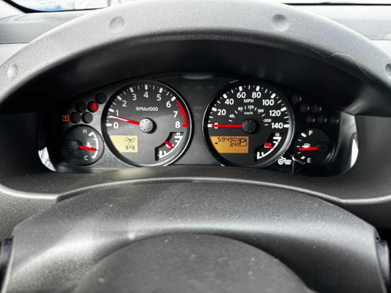 Nissan Frontier SE-V6 2010