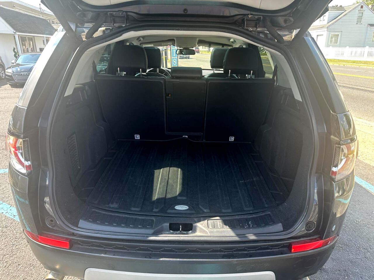 2017 Land Rover Discovery Sport HSE photo 15