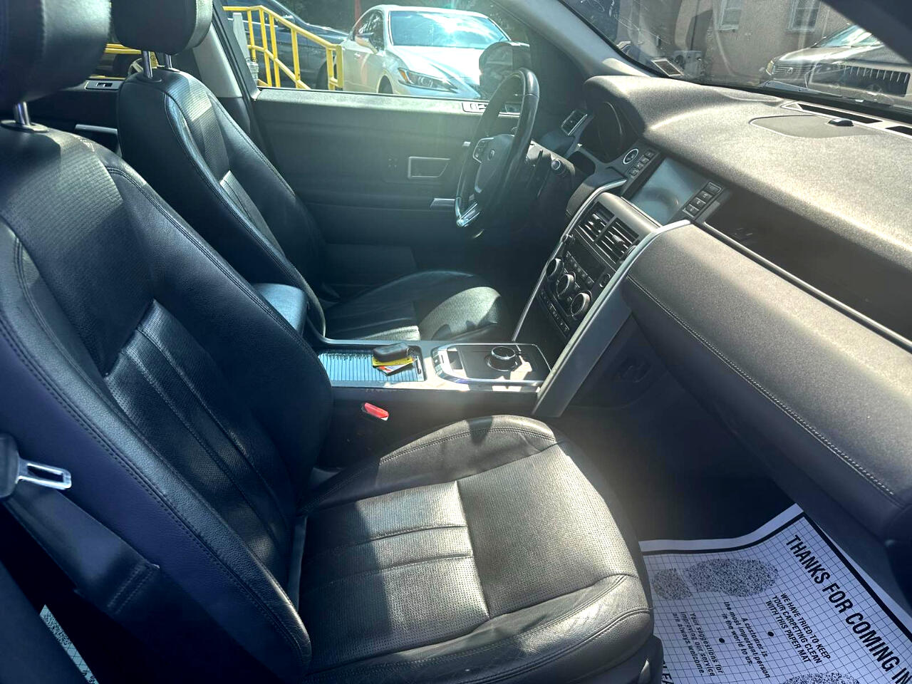 2017 Land Rover Discovery Sport HSE photo 19