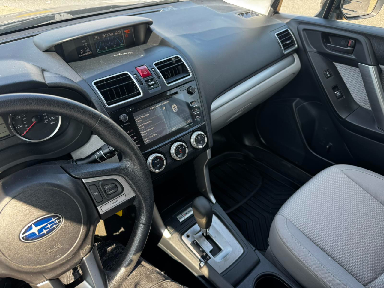 2018 Subaru Forester 2.5i Premium photo 11