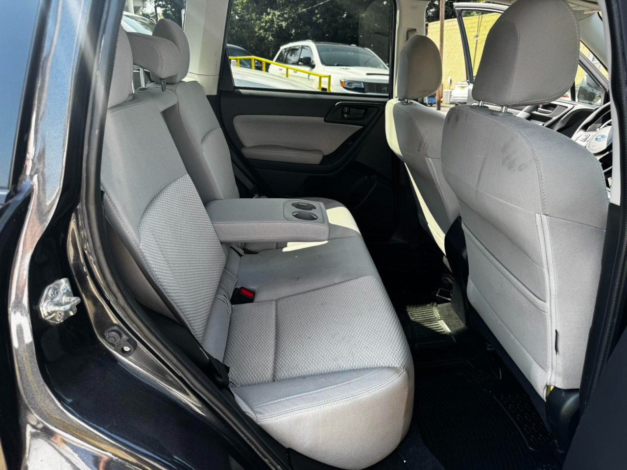 2018 Subaru Forester 2.5i Premium photo 19